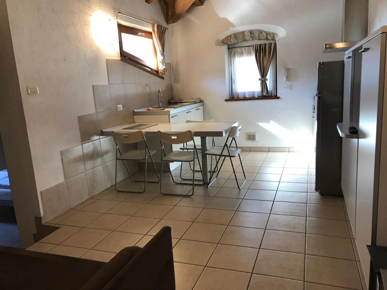 Appartamenti Gardastivo Arco Dış mekan fotoğraf