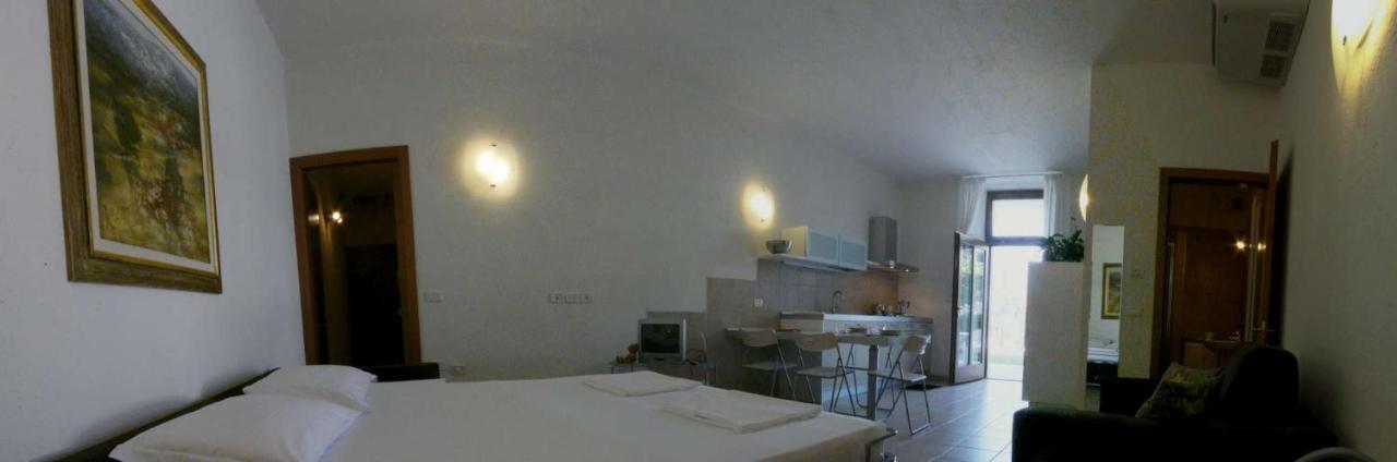 Appartamenti Gardastivo Arco Dış mekan fotoğraf